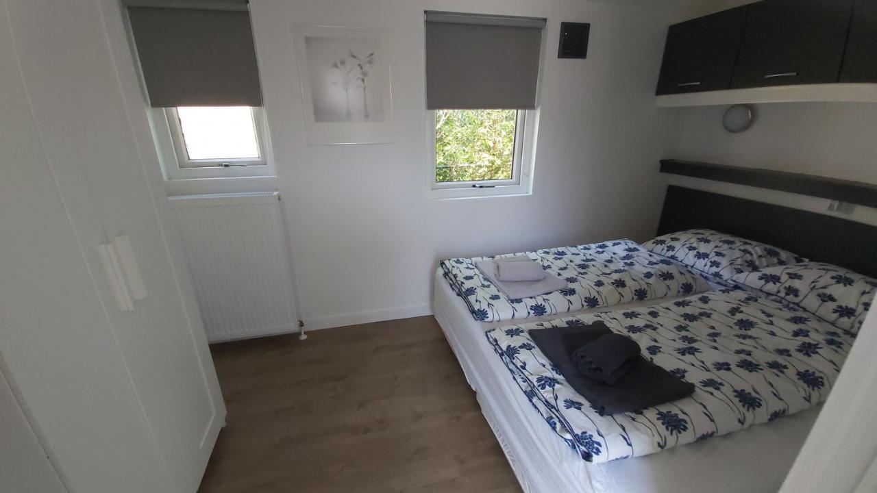 Ruim En Gezellig Chalet Voor 2 Personen Op De Veluwe Recreatiepark De Oude Driest Пюттен Екстер'єр фото