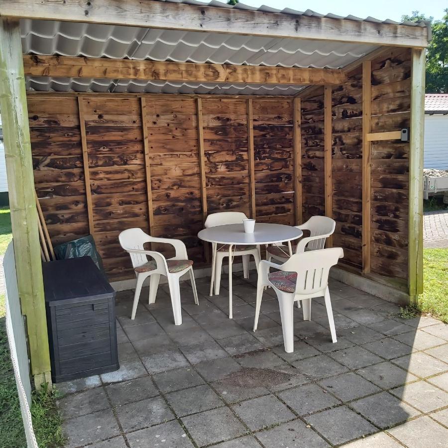 Ruim En Gezellig Chalet Voor 2 Personen Op De Veluwe Recreatiepark De Oude Driest Пюттен Екстер'єр фото