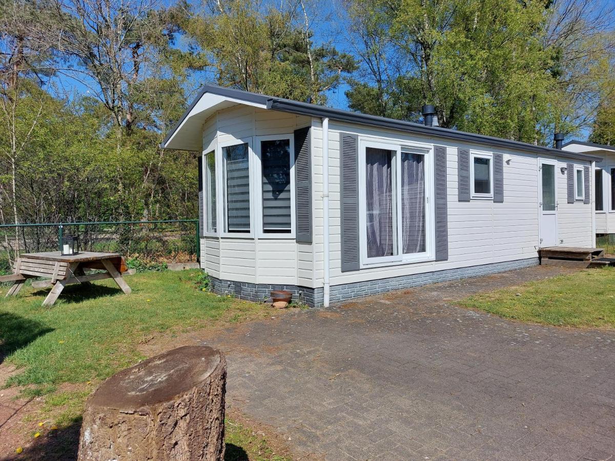 Ruim En Gezellig Chalet Voor 2 Personen Op De Veluwe Recreatiepark De Oude Driest Пюттен Екстер'єр фото